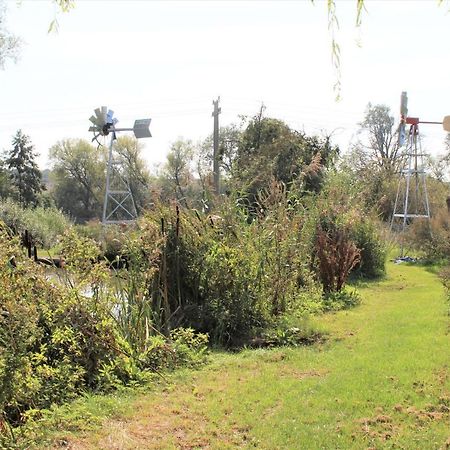 Rum Bridge "Owl Watch" Wooden Tipi Hotell Sudbury  Eksteriør bilde