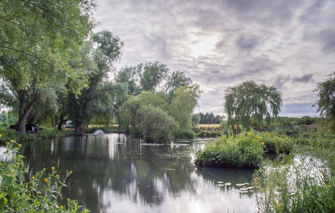 Rum Bridge "Owl Watch" Wooden Tipi Hotell Sudbury  Eksteriør bilde